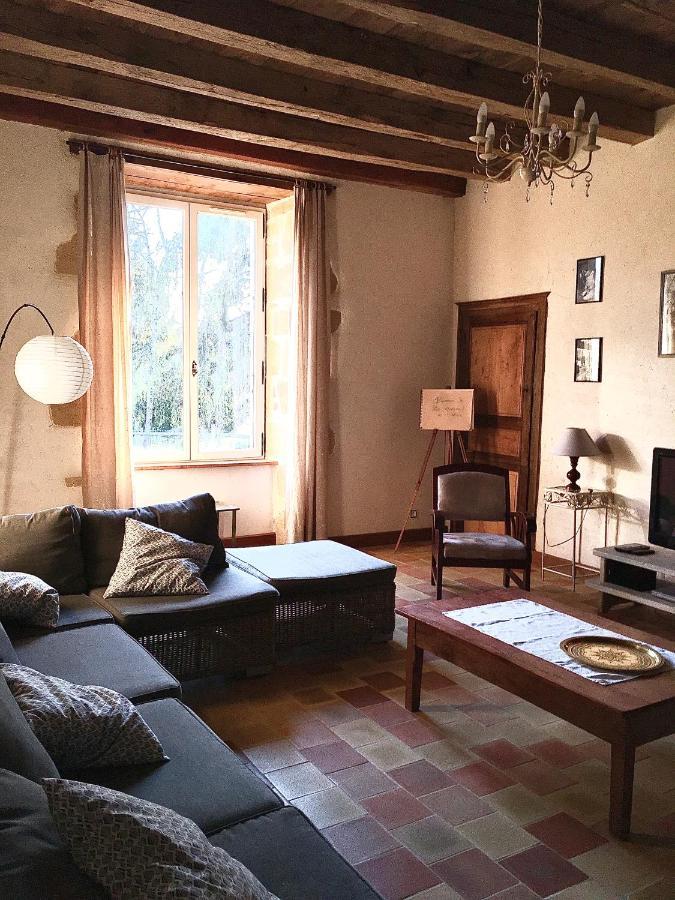 "La Maison De Villars" Au Coeur De La Nature Pressac エクステリア 写真