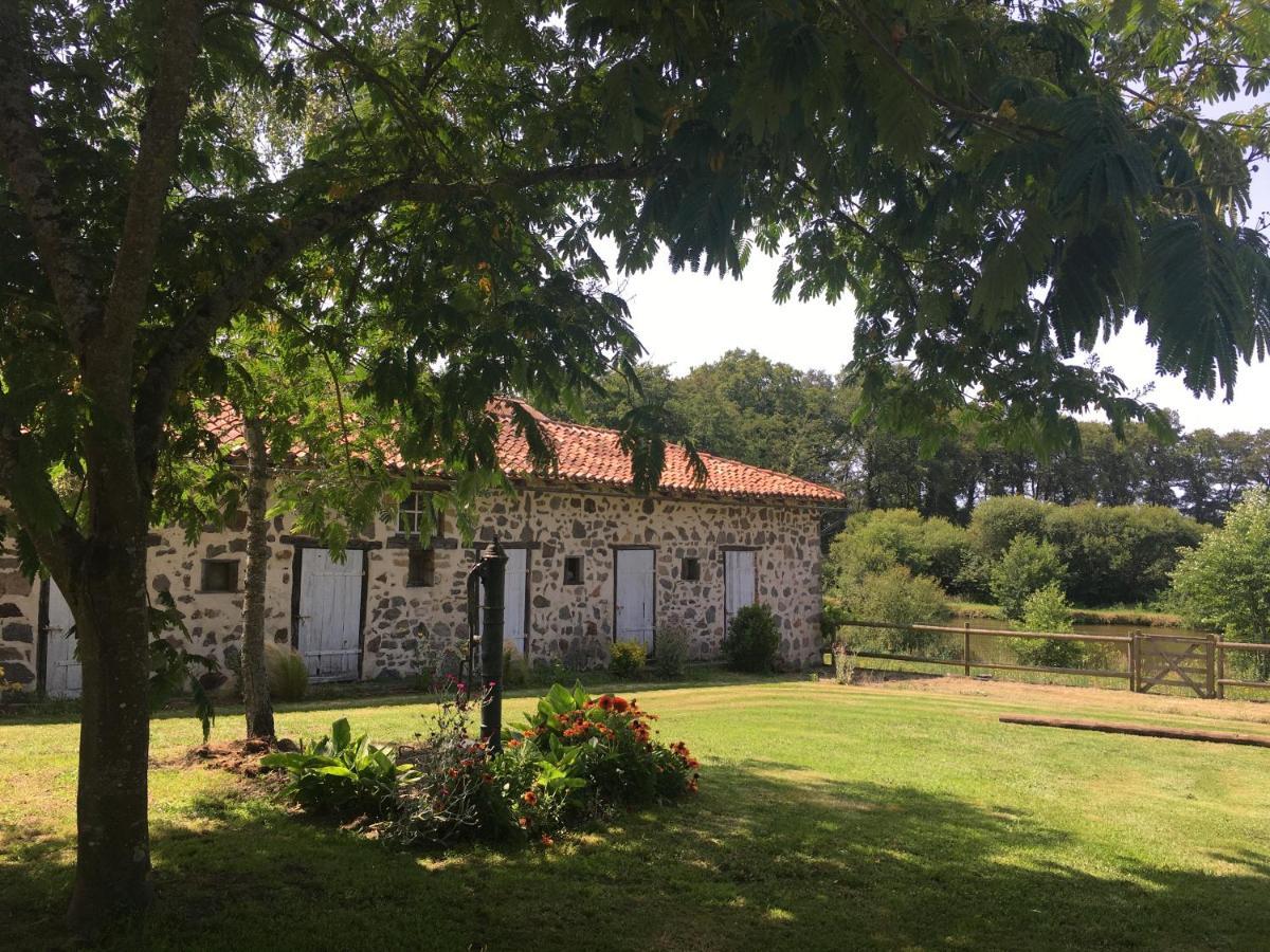"La Maison De Villars" Au Coeur De La Nature Pressac エクステリア 写真